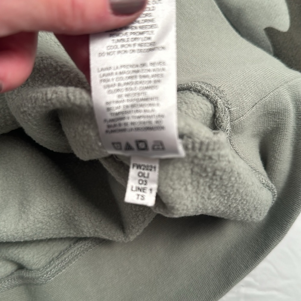 Champion green gray camouflage front pocket hoodie - Picture 8 of 9